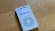 Apple se po 20 letech loučí s hudebním přehrávačem iPod