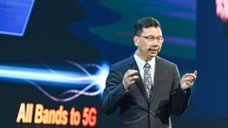 Yang Chaobin ze společnosti Huawei představuje sérii řešení pro všechna pásma 5G