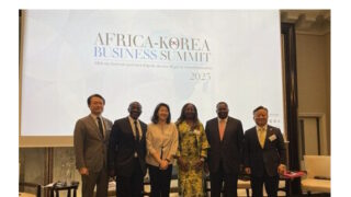 Afrika a Korea se setkávají v Paříži na přelomovém obchodním summitu
