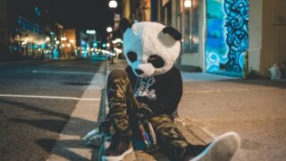 opilý; maska; alkohol; oslava