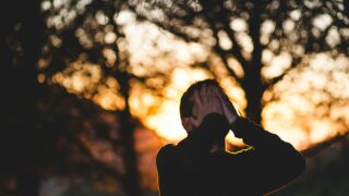 smutek; strach; krach; zoufalství