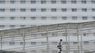 cizinec, chodec, bydlení_Raka Saputra z Pixabay Pixabay