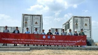 Huawei a SchneiTec spouštějí první grid-forming projekt pro skladování energie s certifikací TÜV SÜD na světě