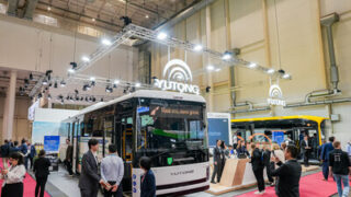 Společnost Yutong představila na summitu UITP Hamburg 2025 novou generaci bateriového elektrického meziměstského autobusu IC12E a předvedla inovace v oblasti elektrifikace