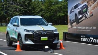 Přímý náraz do překážky vysoké 242 mm při rychlosti 30 km/h – TIGGO7 CSH prošel mexickým testem odolnosti baterie bez kritického poškození