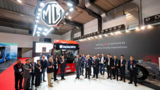 MG COMMERCIAL debutuje na veletrhu BusWorld Brussels uvedením plně elektrického autobusu iEV12 a podvozku B12E