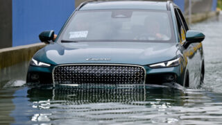 Elegantní technologie modelu LEPAS chrání díky globálním pětihvězdičkovým bezpečnostním standardům každou elegantní cestu