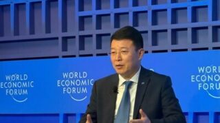 UnionPay v&nbsp;Davosu: Transformace přeshraničních plateb díky konektivitě a&nbsp;umělé inteligenci