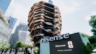 Pop-up akce od Hisense s&nbsp;motivem RGB rozzářila novou dominantu FIFA World Cup 2026™