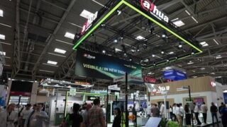 Společnost Dahua Technology představila na veletrhu Intersolar Europe 2026 téma „Viditelná AI v&nbsp;nové energetice“